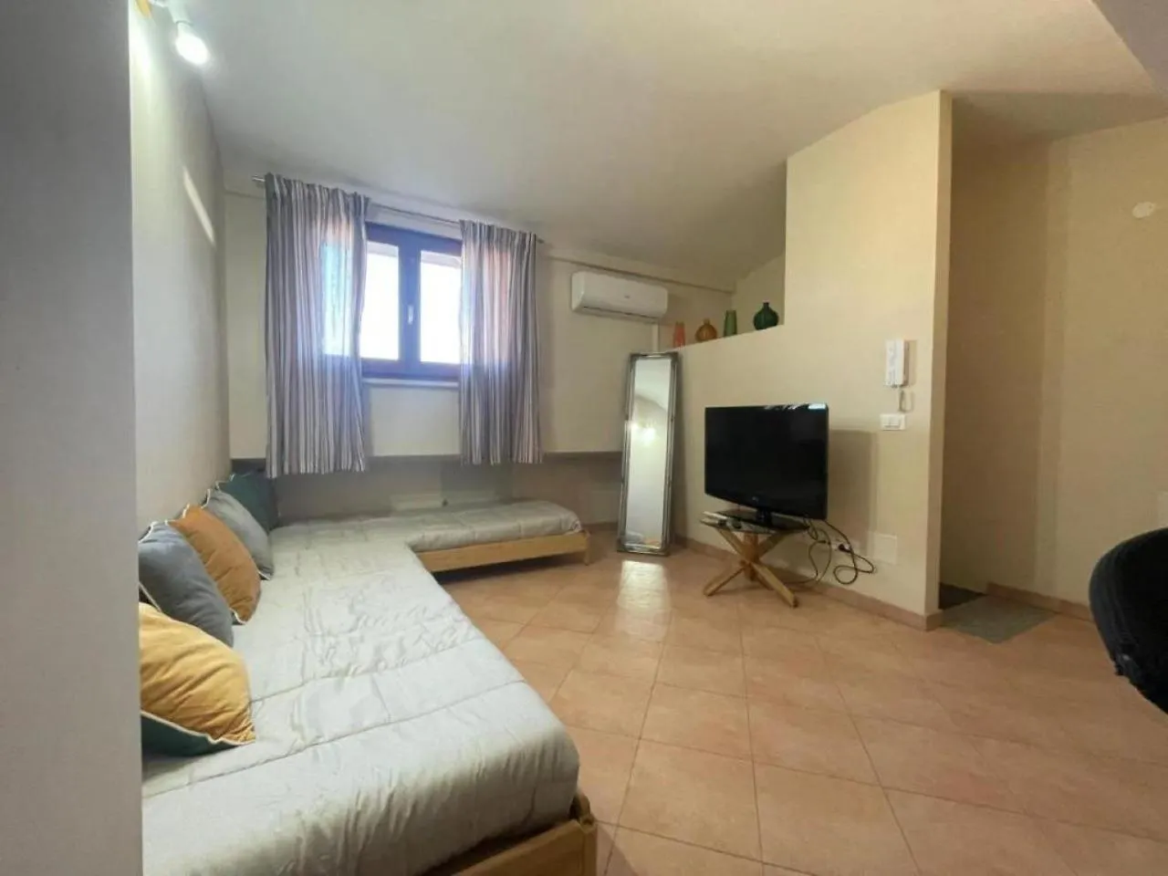 Villetta Fronte Metro C, Parcheggio, Wi-Fi, A/C Rome 0*,